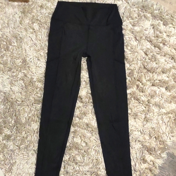 Zenana Athletic Wide Waistband Leggings with Leg Pock - Picture 4 of 4